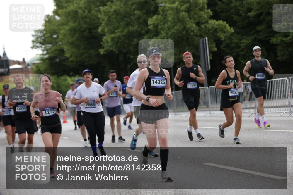 29.06.2025 - hella hamburg halbmarathon Jannik Wohlers http://msf.ph/oto/8142358 29.06.2025 10:44:29 Lombardsbrücke 1024, 1273, 1629, 1924, 2007, 2674, 2779, 3570, 4275, 6841, 6888, 8582, 8907, 9036, 9084, 9085, 9331, 9333, 10562, 10566, 10668, 10707, 11272, 12318, 12394, 13039, 13261, 13580, 14325, 14681, 15809, 16101, 16494, 16577, 16850, 17372, 17521, 18084, 18230, 18294 meine-sportfotos.de