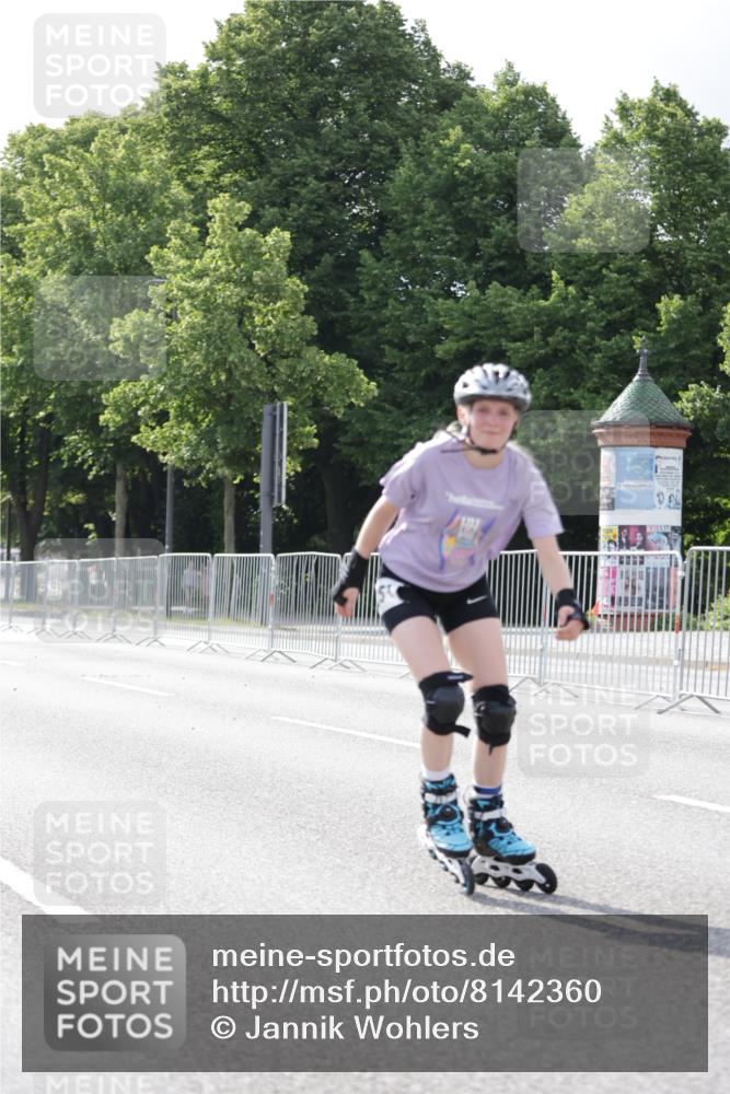 29.06.2025 - hella hamburg halbmarathon Jannik Wohlers http://msf.ph/oto/8142360 29.06.2025 09:05:48 Lombardsbrücke  meine-sportfotos.de