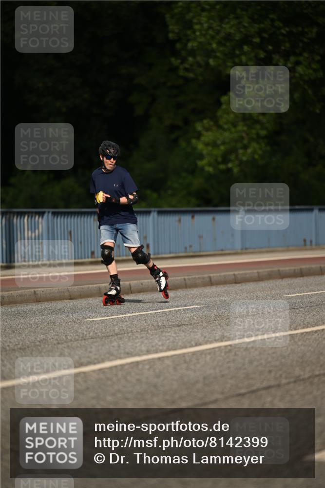 29.06.2025 - hella hamburg halbmarathon Dr. Thomas Lammeyer http://msf.ph/oto/8142399 29.06.2025 09:00:45 Kennedybrücke  meine-sportfotos.de