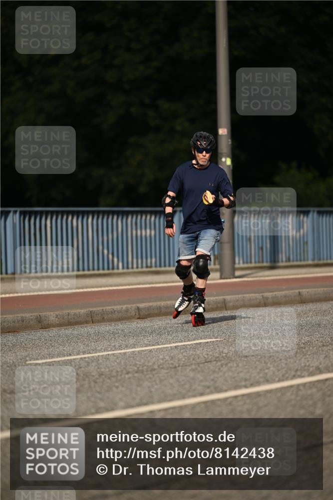 29.06.2025 - hella hamburg halbmarathon Dr. Thomas Lammeyer http://msf.ph/oto/8142438 29.06.2025 09:00:46 Kennedybrücke  meine-sportfotos.de