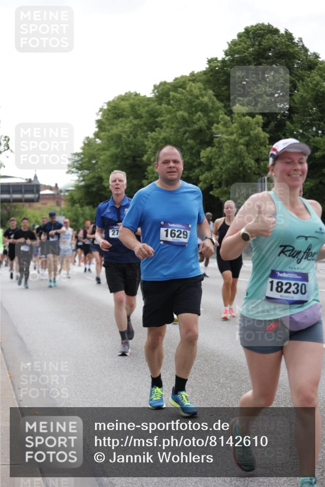 29.06.2025 - hella hamburg halbmarathon Jannik Wohlers http://msf.ph/oto/8142610 29.06.2025 10:44:38 Lombardsbrücke 1024, 1273, 1629, 1685, 1924, 2007, 2779, 3570, 4186, 4275, 4337, 5190, 6509, 6841, 6888, 7699, 7912, 8582, 8594, 8762, 8907, 9036, 10562, 10566, 10668, 10707, 12198, 12332, 12334, 12394, 13039, 13261, 13580, 14325, 14758, 14777, 15458, 15750, 15998, 16101, 16850, 17521, 18084, 18230, 18294 meine-sportfotos.de