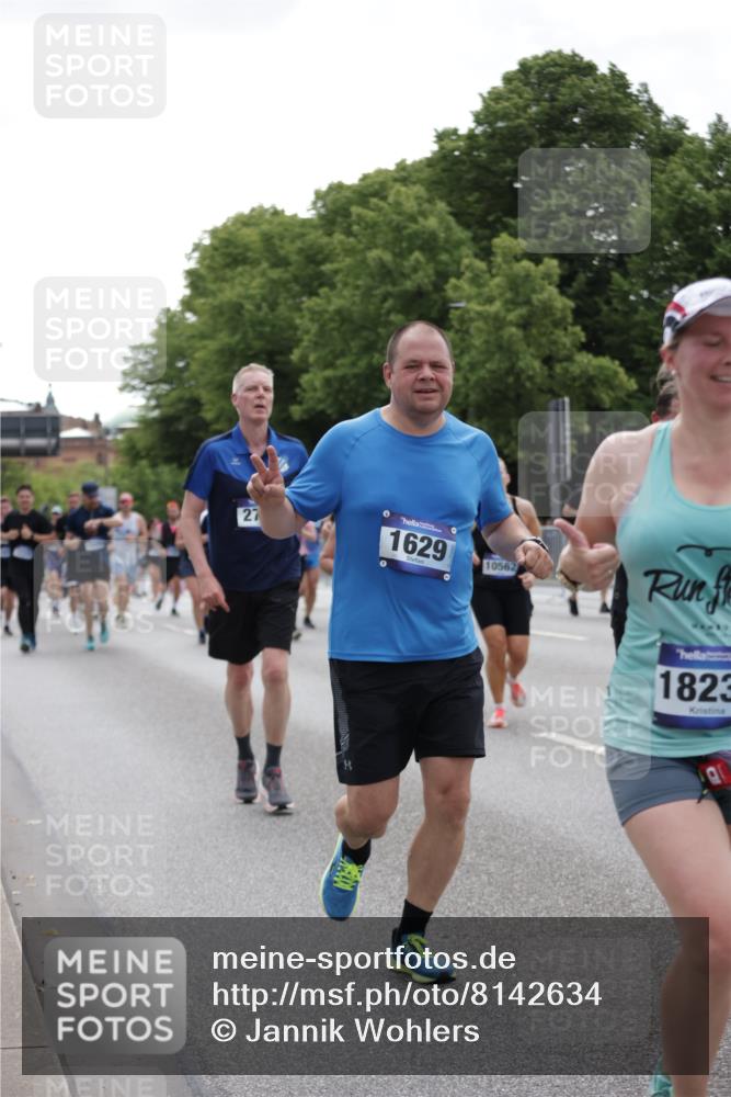 29.06.2025 - hella hamburg halbmarathon Jannik Wohlers http://msf.ph/oto/8142634 29.06.2025 10:44:38 Lombardsbrücke 1024, 1273, 1629, 1685, 1924, 2007, 2779, 3570, 4186, 4275, 4337, 5190, 6509, 6841, 6888, 7699, 7912, 8582, 8594, 8762, 8907, 9036, 10562, 10566, 10668, 10707, 12198, 12332, 12334, 12394, 13039, 13261, 13580, 14325, 14758, 14777, 15458, 15750, 15998, 16101, 16850, 17521, 18084, 18230, 18294 meine-sportfotos.de
