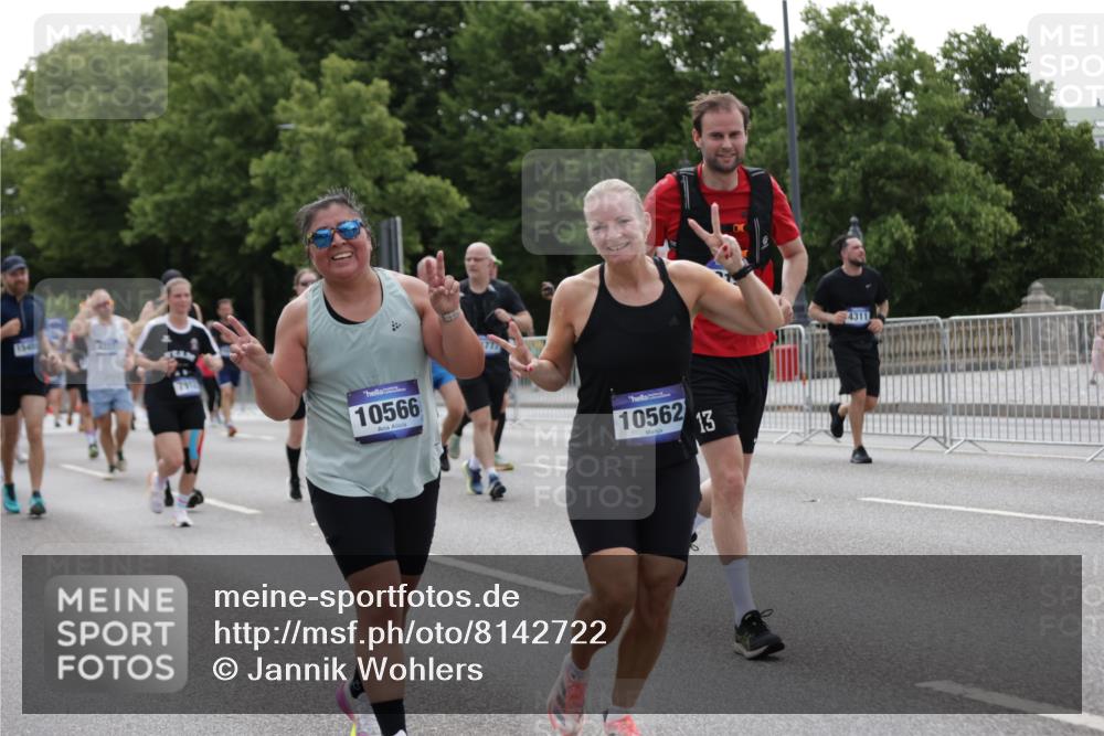 29.06.2025 - hella hamburg halbmarathon Jannik Wohlers http://msf.ph/oto/8142722 29.06.2025 10:44:42 Lombardsbrücke 1024, 1273, 1629, 1685, 2007, 2779, 3160, 3164, 3570, 4186, 4275, 4337, 4851, 5190, 6509, 7699, 7912, 8594, 8762, 8907, 10562, 10566, 10707, 11393, 12198, 12332, 12334, 12394, 12793, 12905, 13261, 13580, 14513, 14758, 14777, 15458, 15750, 15751, 15998, 16850, 17521, 18084, 18230, 18294 meine-sportfotos.de