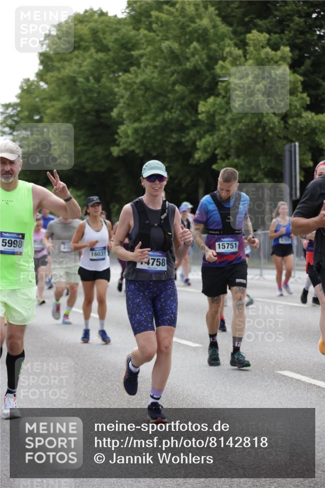 29.06.2025 - hella hamburg halbmarathon Jannik Wohlers http://msf.ph/oto/8142818 29.06.2025 10:44:49 Lombardsbrücke 1685, 1798, 3160, 3164, 3879, 3993, 4099, 4102, 4186, 4337, 4504, 4820, 4851, 5099, 5108, 5190, 5636, 5949, 6509, 6763, 6788, 6911, 6980, 7699, 7912, 8594, 8605, 8762, 10225, 10562, 10566, 11119, 11314, 11393, 11473, 11474, 11725, 12198, 12332, 12334, 12415, 12793, 12856, 12878, 12905, 13555, 14002, 14185, 14379, 14410, 14513, 14742, 14758, 14777, 15011, 15450, 15458, 15517, 15557, 15750, 15751, 15998, 17521, 18084, 18294 meine-sportfotos.de
