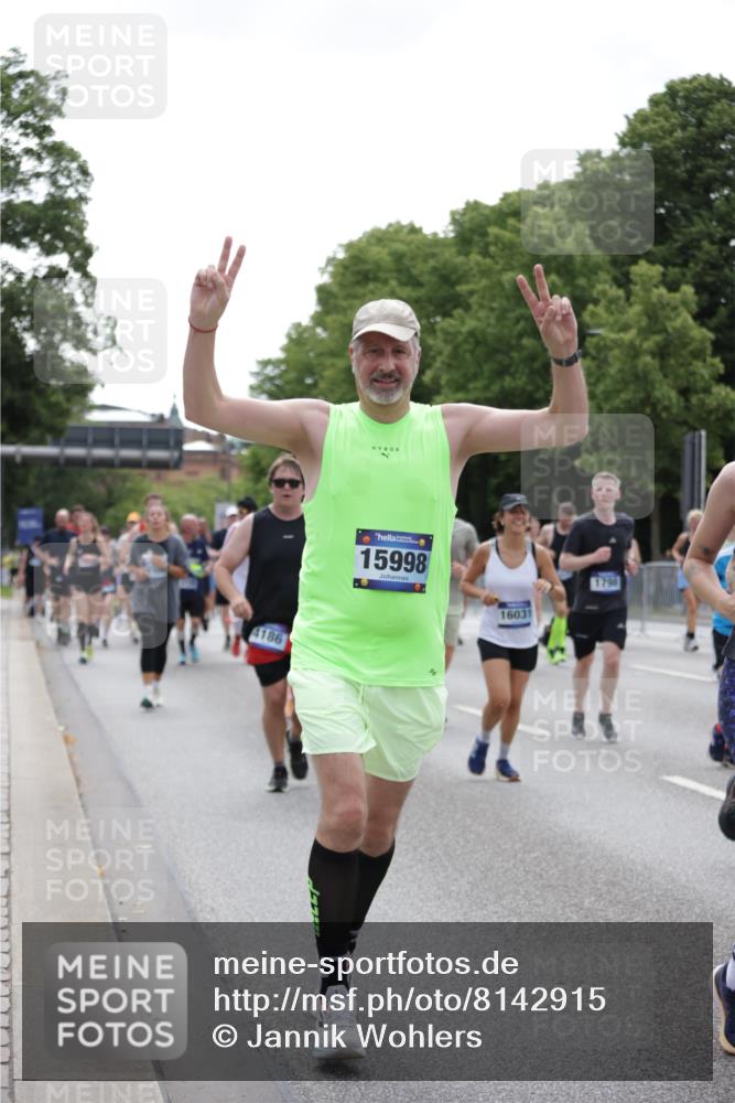 29.06.2025 - hella hamburg halbmarathon Jannik Wohlers http://msf.ph/oto/8142915 29.06.2025 10:44:50 Lombardsbrücke 1685, 1798, 3160, 3164, 3879, 3993, 4099, 4102, 4186, 4337, 4504, 4820, 4851, 5099, 5108, 5190, 5339, 5636, 5949, 6509, 6763, 6788, 6911, 6980, 7699, 7912, 8594, 8605, 8762, 10225, 11119, 11314, 11393, 11473, 11474, 11725, 12198, 12332, 12334, 12415, 12793, 12856, 12878, 12905, 13555, 14002, 14185, 14379, 14410, 14513, 14742, 14758, 14777, 15011, 15450, 15458, 15517, 15557, 15750, 15751, 15998 meine-sportfotos.de