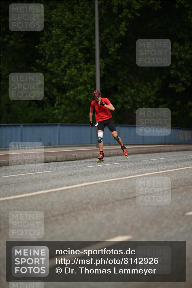 29.06.2025 - hella hamburg halbmarathon Dr. Thomas Lammeyer http://msf.ph/oto/8142926 29.06.2025 09:00:55 Kennedybrücke  meine-sportfotos.de