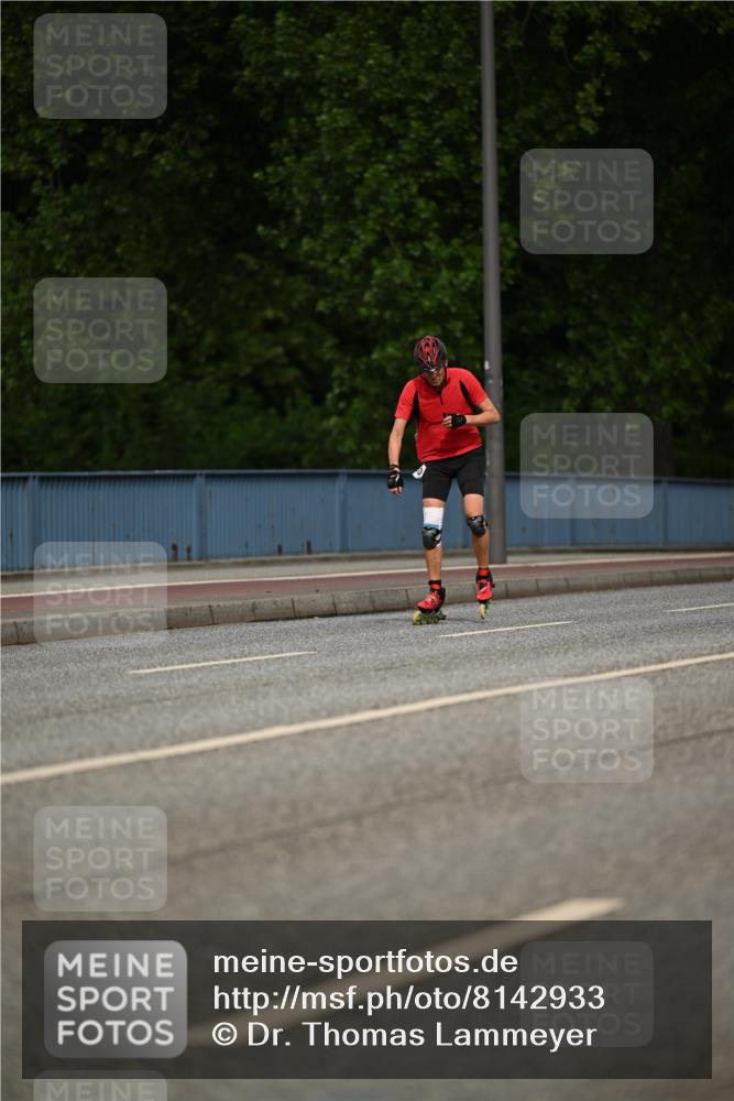 29.06.2025 - hella hamburg halbmarathon Dr. Thomas Lammeyer http://msf.ph/oto/8142933 29.06.2025 09:00:55 Kennedybrücke  meine-sportfotos.de