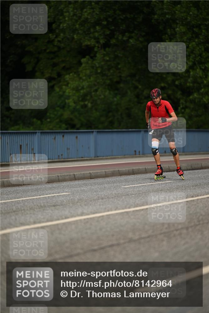 29.06.2025 - hella hamburg halbmarathon Dr. Thomas Lammeyer http://msf.ph/oto/8142964 29.06.2025 09:00:56 Kennedybrücke  meine-sportfotos.de