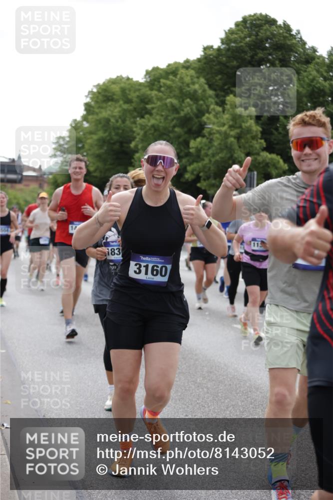 29.06.2025 - hella hamburg halbmarathon Jannik Wohlers http://msf.ph/oto/8143052 29.06.2025 10:44:55 Lombardsbrücke 1685, 1713, 1798, 2216, 2217, 3160, 3164, 3357, 3377, 3879, 3993, 4099, 4102, 4186, 4306, 4337, 4504, 4820, 4851, 5099, 5108, 5339, 5636, 5949, 6150, 6509, 6763, 6788, 6911, 6922, 6980, 7283, 7530, 7541, 8594, 8605, 8762, 9620, 10182, 10225, 10812, 11119, 11314, 11393, 11473, 11474, 11725, 11726, 12415, 12793, 12856, 12878, 12905, 13555, 13862, 14002, 14185, 14232, 14379, 14410, 14513, 14742, 14758, 15011, 15450, 15517, 15557, 15692, 15750, 15751, 15998 meine-sportfotos.de