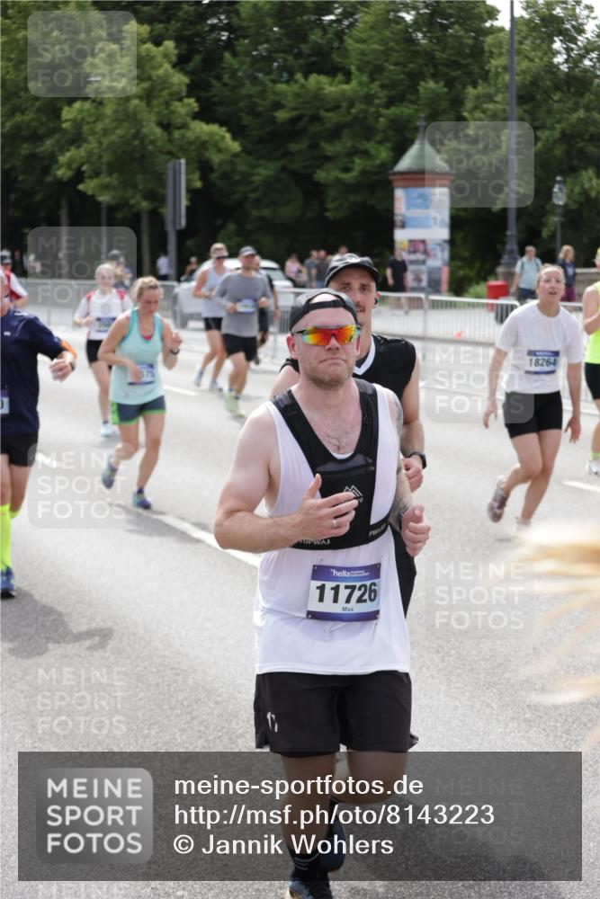 29.06.2025 - hella hamburg halbmarathon Jannik Wohlers http://msf.ph/oto/8143223 29.06.2025 10:45:07 Lombardsbrücke 1033, 1060, 1085, 1713, 2008, 2216, 2217, 2550, 2657, 2664, 2973, 3357, 3377, 4099, 4102, 4224, 4306, 5339, 5949, 6150, 6763, 6911, 6922, 7283, 7530, 7541, 7859, 8745, 9620, 10030, 10182, 10225, 10812, 11119, 11473, 11474, 11640, 11660, 11725, 11726, 12415, 12575, 12856, 12878, 13791, 13862, 14185, 14232, 14379, 14410, 14742, 15011, 15450, 15517, 15557, 15692, 16415, 18003, 18264, 19039 meine-sportfotos.de