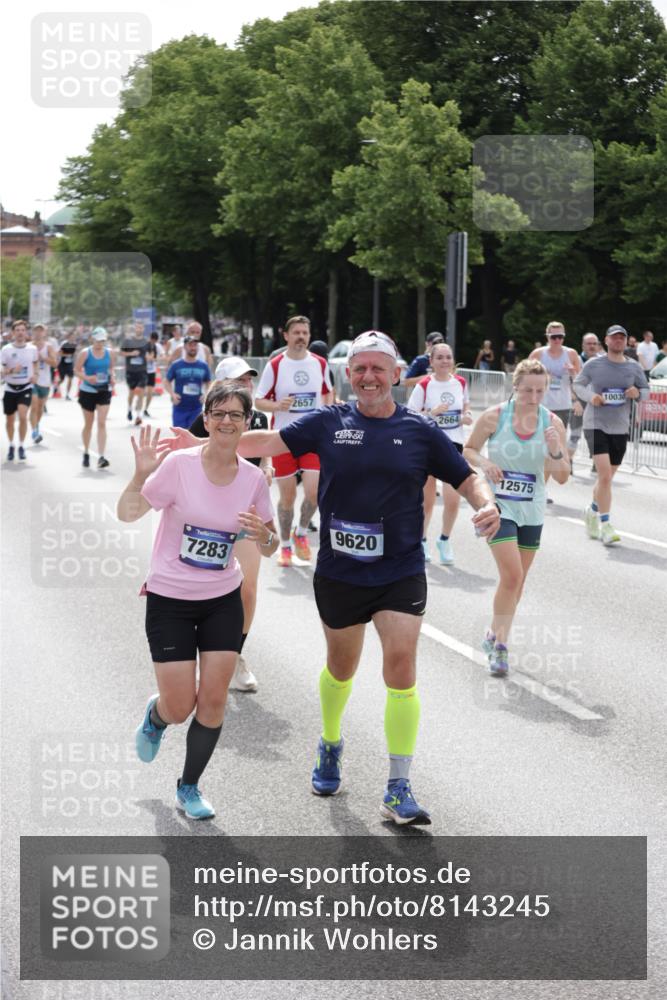 29.06.2025 - hella hamburg halbmarathon Jannik Wohlers http://msf.ph/oto/8143245 29.06.2025 10:45:08 Lombardsbrücke 1033, 1060, 1085, 1713, 2008, 2216, 2217, 2550, 2657, 2664, 2973, 3357, 3377, 4224, 4306, 5339, 5949, 6150, 6763, 6911, 6922, 7283, 7530, 7541, 7859, 8745, 9620, 10030, 10182, 10225, 10812, 11119, 11640, 11660, 11725, 11726, 12575, 12856, 12878, 13302, 13791, 13862, 14185, 14232, 14379, 14742, 15011, 15450, 15517, 15557, 15692, 16415, 17054, 18003, 18264, 19039 meine-sportfotos.de
