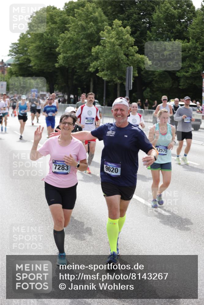 29.06.2025 - hella hamburg halbmarathon Jannik Wohlers http://msf.ph/oto/8143267 29.06.2025 10:45:08 Lombardsbrücke 1033, 1060, 1085, 1713, 2008, 2216, 2217, 2550, 2657, 2664, 2973, 3357, 3377, 4224, 4306, 5339, 5949, 6150, 6763, 6911, 6922, 7283, 7530, 7541, 7859, 8745, 9620, 10030, 10182, 10225, 10812, 11119, 11640, 11660, 11725, 11726, 12575, 12856, 12878, 13302, 13791, 13862, 14185, 14232, 14379, 14742, 15011, 15450, 15517, 15557, 15692, 16415, 17054, 18003, 18264, 19039 meine-sportfotos.de