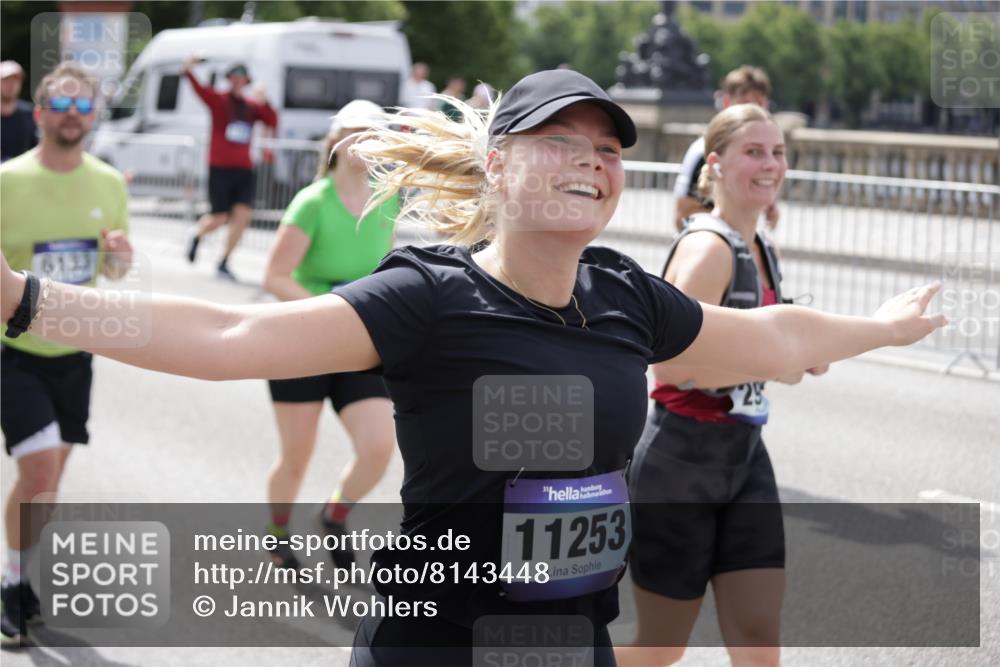 29.06.2025 - hella hamburg halbmarathon Jannik Wohlers http://msf.ph/oto/8143448 29.06.2025 10:45:25 Lombardsbrücke 1004, 1033, 1085, 1100, 1104, 1421, 1426, 1555, 1854, 1983, 2398, 2522, 2550, 2917, 2954, 2965, 4104, 4317, 4388, 4572, 5044, 5635, 6133, 6333, 6623, 7268, 7356, 7605, 9120, 9121, 10327, 10329, 10367, 10511, 10727, 10875, 11160, 11253, 11332, 12009, 13302, 14230, 14445, 14582, 16321, 17054, 17334, 17373, 17597, 17901, 17928, 18003, 18250, 19039 meine-sportfotos.de