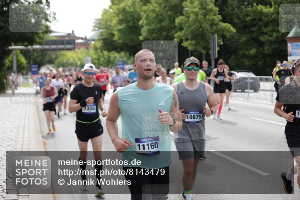 29.06.2025 - hella hamburg halbmarathon Jannik Wohlers http://msf.ph/oto/8143479 29.06.2025 10:45:31 Lombardsbrücke 1004, 1100, 1104, 1421, 1426, 1555, 1854, 1867, 1868, 1983, 2398, 2522, 2917, 2954, 2965, 4104, 4223, 4317, 4388, 4572, 5635, 5703, 5769, 5770, 5892, 6133, 6333, 6623, 7268, 7356, 7605, 7894, 9120, 9121, 9426, 10327, 10329, 10367, 10511, 10727, 10875, 11160, 11253, 11332, 11358, 12009, 14230, 14319, 14322, 14403, 14445, 14582, 15107, 16005, 16059, 16321, 16793, 17031, 17184, 17334, 17373, 17597, 17901, 18250, 18280 meine-sportfotos.de