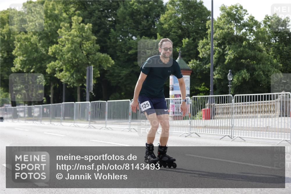 29.06.2025 - hella hamburg halbmarathon Jannik Wohlers http://msf.ph/oto/8143493 29.06.2025 09:06:50 Lombardsbrücke  meine-sportfotos.de