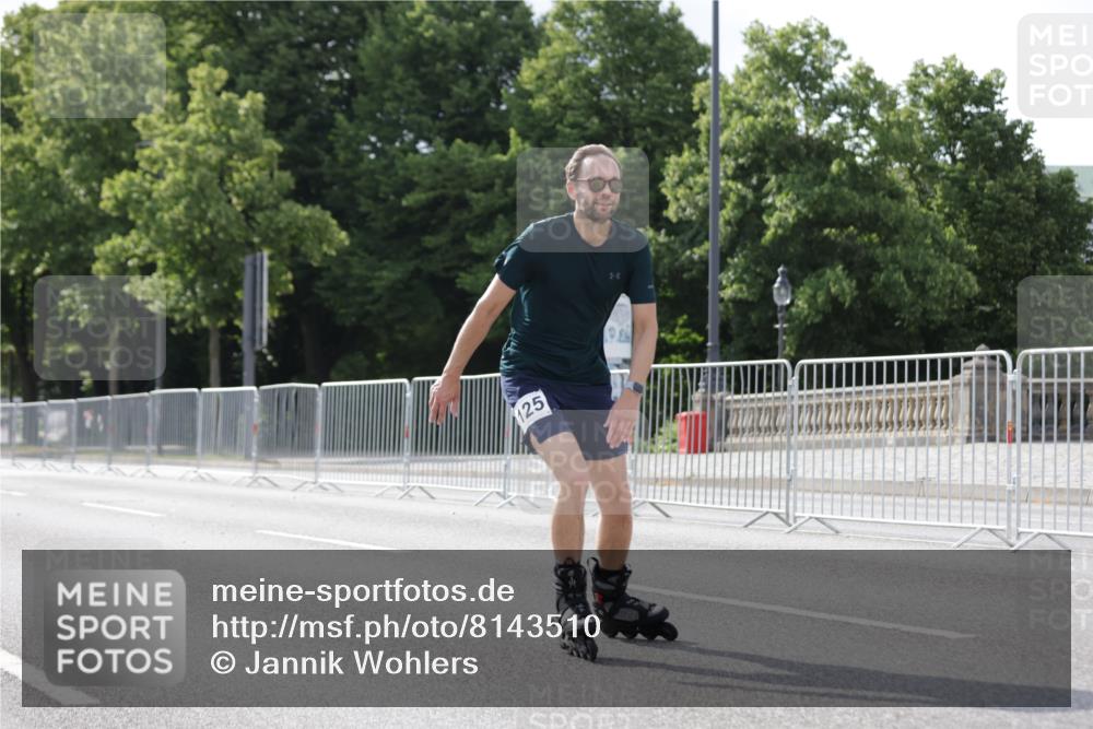 29.06.2025 - hella hamburg halbmarathon Jannik Wohlers http://msf.ph/oto/8143510 29.06.2025 09:06:50 Lombardsbrücke  meine-sportfotos.de
