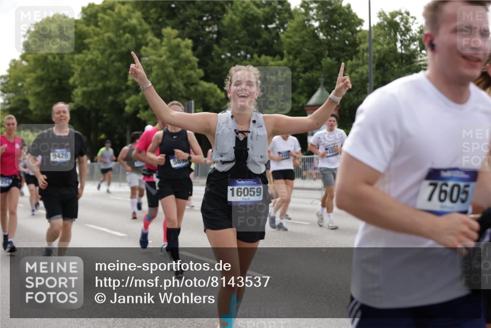 29.06.2025 - hella hamburg halbmarathon Jannik Wohlers http://msf.ph/oto/8143537 29.06.2025 10:45:40 Lombardsbrücke 1004, 1100, 1532, 1555, 1867, 1868, 2398, 2423, 2773, 2813, 2951, 2954, 3410, 4104, 4223, 4572, 5703, 5769, 5770, 5892, 6333, 6392, 7605, 7894, 7983, 9120, 9121, 9426, 9445, 10511, 10727, 11332, 11358, 11876, 11910, 14230, 14319, 14322, 14403, 14582, 15107, 16005, 16059, 16321, 16745, 16793, 17031, 17184, 17901, 18214, 18280, 18334 meine-sportfotos.de