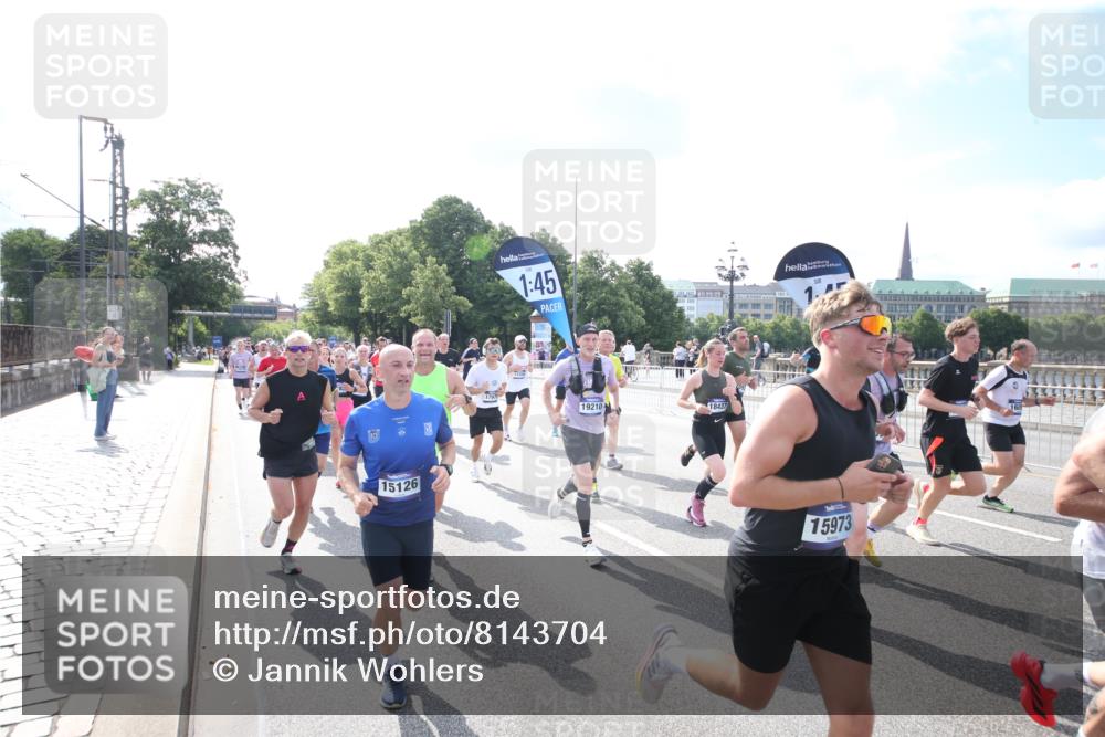 29.06.2025 - hella hamburg halbmarathon Jannik Wohlers http://msf.ph/oto/8143704 29.06.2025 09:52:34 Lombardsbrücke 1012, 1070, 1163, 1176, 1391, 1782, 2048, 2213, 2233, 2590, 2788, 2970, 3021, 3098, 3304, 3907, 3917, 3928, 4080, 4277, 4691, 4933, 4981, 5476, 5682, 6152, 6712, 6716, 7005, 7093, 7147, 7325, 7599, 7843, 8145, 8467, 8694, 8704, 8722, 8819, 9081, 9213, 9232, 9374, 9538, 9540, 10000, 10208, 10211, 10216, 10251, 10313, 10750, 10969, 11153, 11291, 11346, 11469, 11778, 12154, 12534, 12685, 12783, 13709, 13782, 14661, 14690, 14849, 15126, 15133, 15280, 16414 meine-sportfotos.de