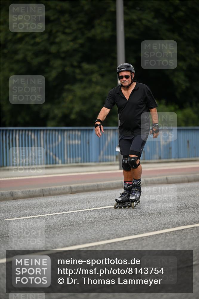 29.06.2025 - hella hamburg halbmarathon Dr. Thomas Lammeyer http://msf.ph/oto/8143754 29.06.2025 09:12:11 Kennedybrücke  meine-sportfotos.de