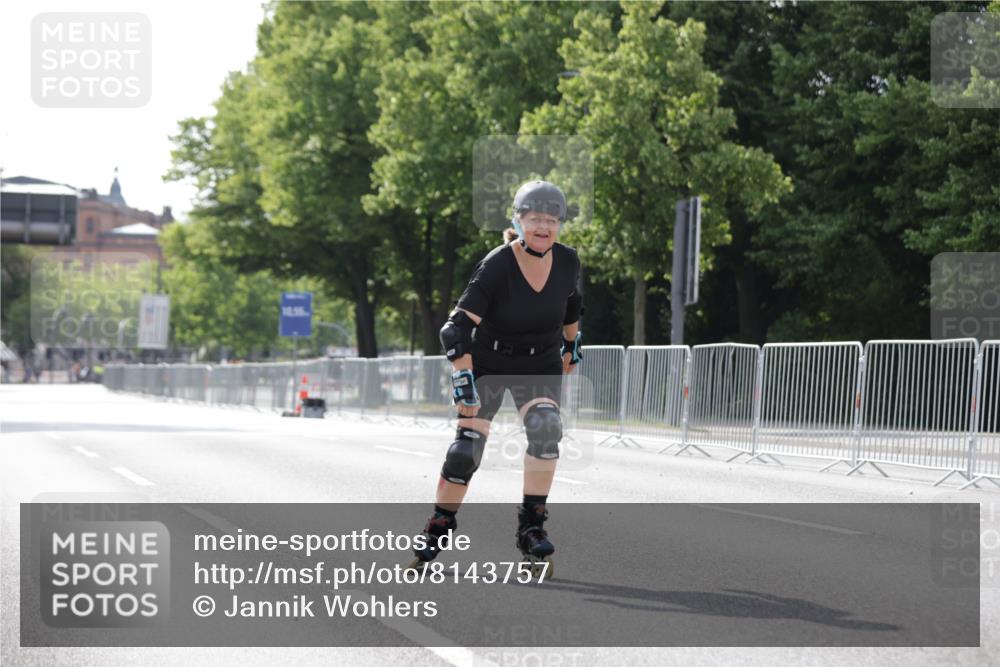 29.06.2025 - hella hamburg halbmarathon Jannik Wohlers http://msf.ph/oto/8143757 29.06.2025 09:07:08 Lombardsbrücke  meine-sportfotos.de