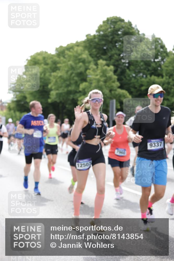 29.06.2025 - hella hamburg halbmarathon Jannik Wohlers http://msf.ph/oto/8143854 29.06.2025 10:45:56 Lombardsbrücke 1429, 1465, 1532, 1608, 1837, 2500, 2813, 2951, 3410, 4119, 4448, 5697, 5854, 6068, 7303, 7364, 7368, 7374, 7960, 7983, 8047, 8700, 9129, 9337, 9445, 10153, 11361, 11910, 12298, 12333, 12507, 12522, 13076, 13122, 13213, 13449, 13499, 14250, 14473, 15305, 15683, 16717, 16912, 17006, 17170, 17704, 17936, 18018, 18214, 18334 meine-sportfotos.de
