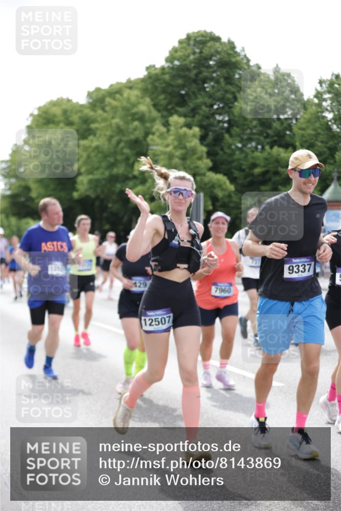 29.06.2025 - hella hamburg halbmarathon Jannik Wohlers http://msf.ph/oto/8143869 29.06.2025 10:45:56 Lombardsbrücke 1429, 1465, 1532, 1608, 1837, 2500, 2813, 2951, 3410, 4119, 4448, 5697, 5854, 6068, 7303, 7364, 7368, 7374, 7960, 7983, 8047, 8700, 9129, 9337, 9445, 10153, 11361, 11910, 12298, 12333, 12507, 12522, 13076, 13122, 13213, 13449, 13499, 14250, 14473, 15305, 15683, 16717, 16912, 17006, 17170, 17704, 17936, 18018, 18214, 18334 meine-sportfotos.de