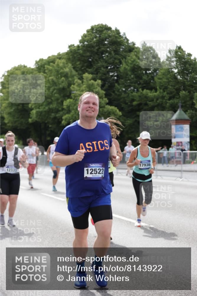 29.06.2025 - hella hamburg halbmarathon Jannik Wohlers http://msf.ph/oto/8143922 29.06.2025 10:45:58 Lombardsbrücke 1429, 1465, 1532, 1608, 1837, 2500, 2697, 3410, 4119, 4448, 5697, 5854, 6068, 7303, 7364, 7368, 7374, 7960, 7983, 8047, 8700, 9129, 9337, 9445, 10153, 11361, 11910, 12298, 12333, 12507, 12522, 13076, 13122, 13213, 13449, 13499, 14250, 14473, 15305, 15683, 16717, 16912, 17006, 17170, 17633, 17704, 17936, 18018, 18214 meine-sportfotos.de