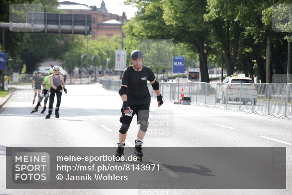 29.06.2025 - hella hamburg halbmarathon Jannik Wohlers http://msf.ph/oto/8143971 29.06.2025 09:07:29 Lombardsbrücke  meine-sportfotos.de