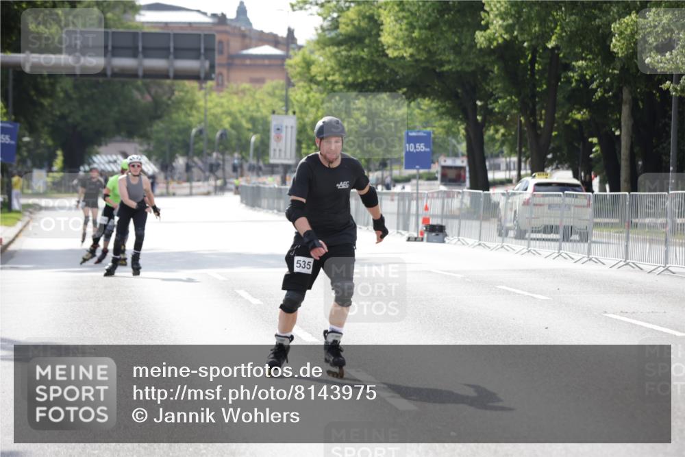 29.06.2025 - hella hamburg halbmarathon Jannik Wohlers http://msf.ph/oto/8143975 29.06.2025 09:07:29 Lombardsbrücke  meine-sportfotos.de