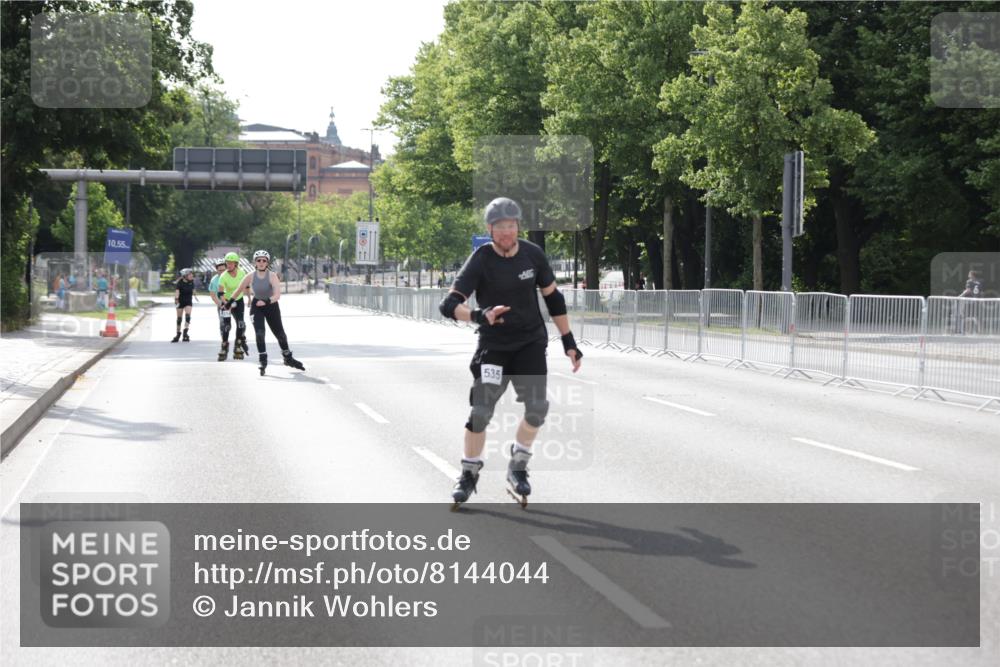 29.06.2025 - hella hamburg halbmarathon Jannik Wohlers http://msf.ph/oto/8144044 29.06.2025 09:07:30 Lombardsbrücke  meine-sportfotos.de