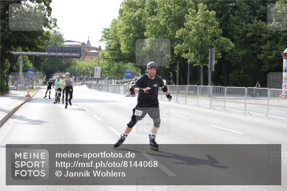 29.06.2025 - hella hamburg halbmarathon Jannik Wohlers http://msf.ph/oto/8144068 29.06.2025 09:07:30 Lombardsbrücke  meine-sportfotos.de