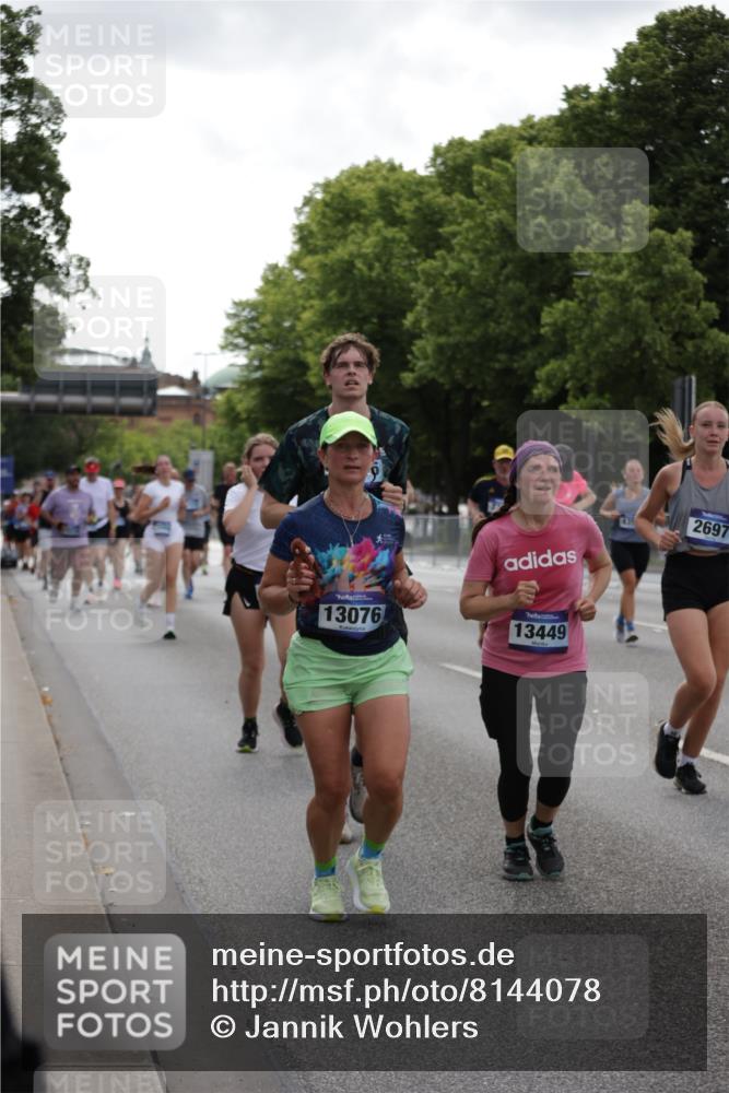 29.06.2025 - hella hamburg halbmarathon Jannik Wohlers http://msf.ph/oto/8144078 29.06.2025 10:46:08 Lombardsbrücke 1371, 1375, 1608, 1837, 2500, 2697, 3469, 3734, 4355, 4448, 4604, 6124, 6161, 7303, 7364, 7767, 8477, 8551, 8700, 9691, 10153, 10230, 13076, 13122, 13213, 13449, 13969, 14250, 14261, 14473, 15305, 15683, 15852, 16218, 16717, 16882, 16912, 16987, 17006, 17419, 17459, 17633, 17704, 17936, 18458 meine-sportfotos.de