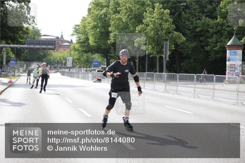 29.06.2025 - hella hamburg halbmarathon Jannik Wohlers http://msf.ph/oto/8144080 29.06.2025 09:07:30 Lombardsbrücke  meine-sportfotos.de