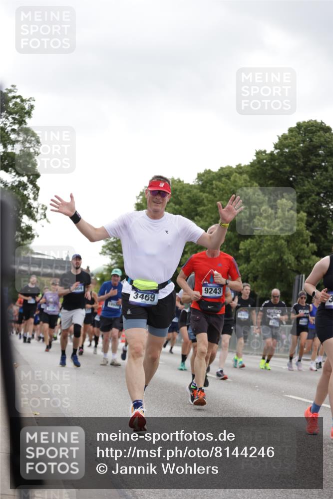 29.06.2025 - hella hamburg halbmarathon Jannik Wohlers http://msf.ph/oto/8144246 29.06.2025 10:46:19 Lombardsbrücke 1363, 1371, 1375, 1720, 1999, 2162, 2320, 3277, 3406, 3407, 3469, 3734, 3823, 4202, 4296, 4342, 4355, 4604, 5700, 6124, 6161, 6740, 7412, 7767, 7827, 8477, 8551, 8553, 9092, 9243, 9691, 9743, 10230, 10515, 10591, 12140, 13195, 13756, 13757, 13885, 13969, 14011, 14181, 14261, 14891, 15852, 16218, 16882, 16987, 17419, 17459, 18315, 18458, 18881, 18924 meine-sportfotos.de