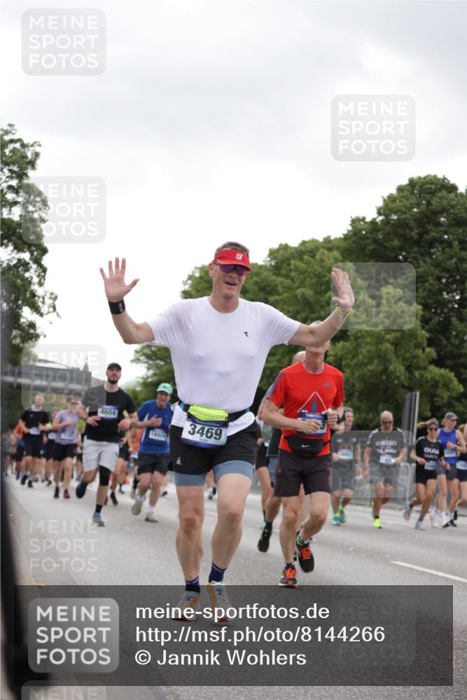 29.06.2025 - hella hamburg halbmarathon Jannik Wohlers http://msf.ph/oto/8144266 29.06.2025 10:46:19 Lombardsbrücke 1363, 1371, 1375, 1720, 1999, 2162, 2320, 3277, 3406, 3407, 3469, 3734, 3823, 4202, 4296, 4342, 4355, 4604, 5700, 6124, 6161, 6740, 7412, 7767, 7827, 8477, 8551, 8553, 9092, 9243, 9691, 9743, 10230, 10515, 10591, 12140, 13195, 13756, 13757, 13885, 13969, 14011, 14181, 14261, 14891, 15852, 16218, 16882, 16987, 17419, 17459, 18315, 18458, 18881, 18924 meine-sportfotos.de