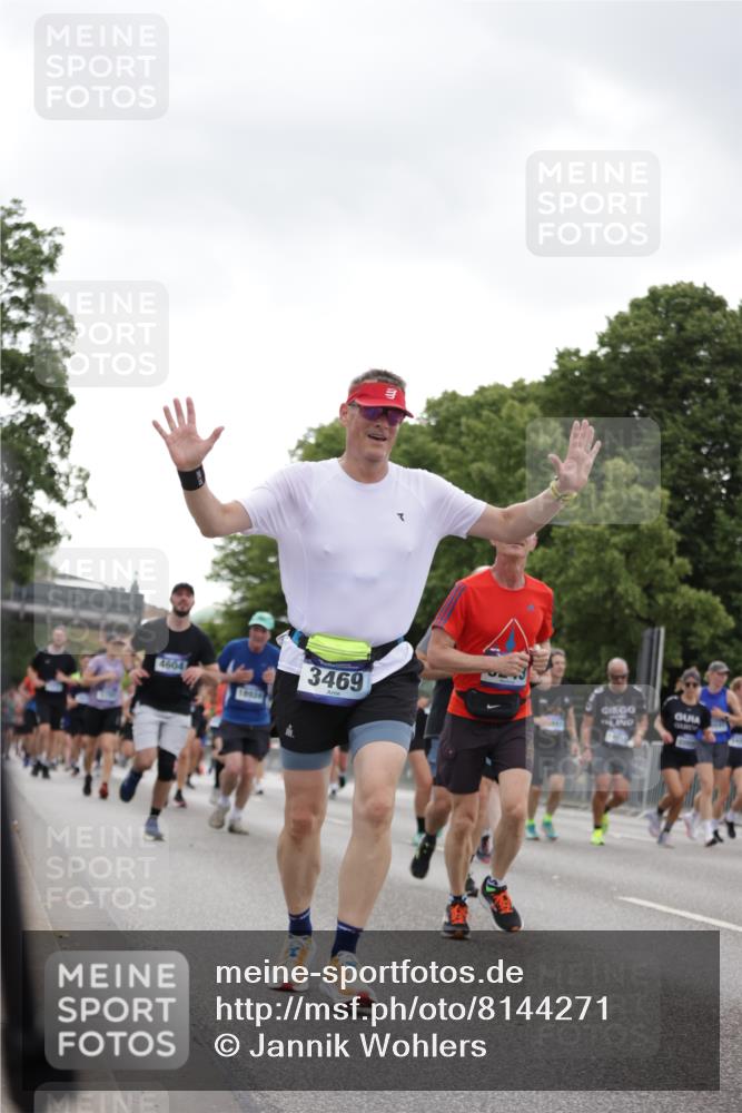 29.06.2025 - hella hamburg halbmarathon Jannik Wohlers http://msf.ph/oto/8144271 29.06.2025 10:46:19 Lombardsbrücke 1363, 1371, 1375, 1720, 1999, 2162, 2320, 3277, 3406, 3407, 3469, 3734, 3823, 4202, 4296, 4342, 4355, 4604, 5700, 6124, 6161, 6740, 7412, 7767, 7827, 8477, 8551, 8553, 9092, 9243, 9691, 9743, 10230, 10515, 10591, 12140, 13195, 13756, 13757, 13885, 13969, 14011, 14181, 14261, 14891, 15852, 16218, 16882, 16987, 17419, 17459, 18315, 18458, 18881, 18924 meine-sportfotos.de
