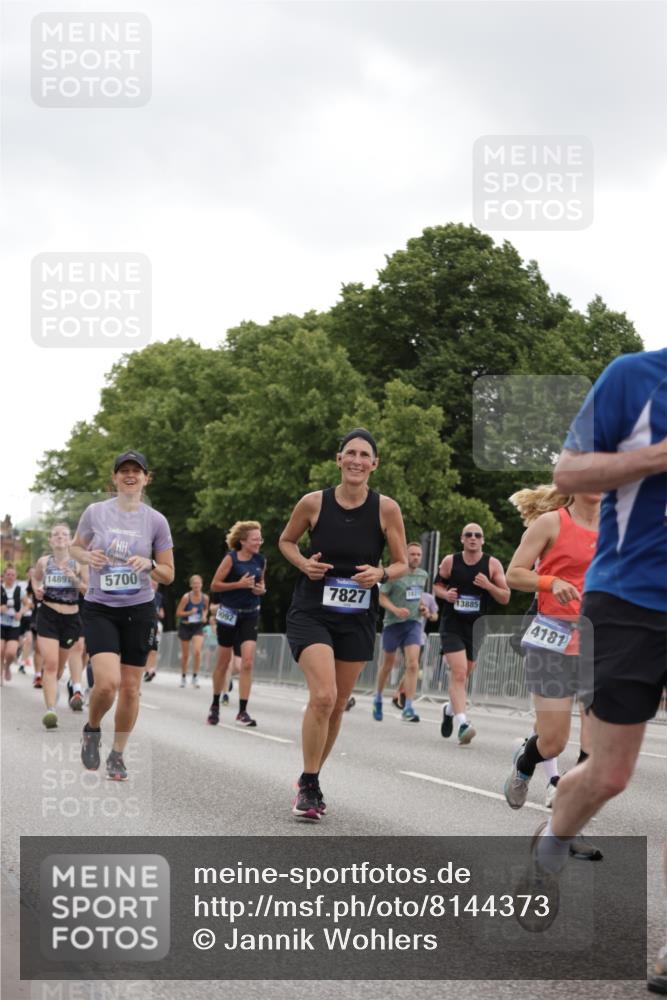 29.06.2025 - hella hamburg halbmarathon Jannik Wohlers http://msf.ph/oto/8144373 29.06.2025 10:46:25 Lombardsbrücke 1073, 1286, 1363, 1371, 1375, 1720, 1999, 2162, 2211, 2320, 2556, 2981, 3277, 3406, 3407, 3734, 3823, 4202, 4296, 4342, 5700, 5796, 5953, 6740, 7412, 7827, 8477, 8486, 8553, 8684, 9050, 9092, 9139, 9243, 9743, 10514, 10515, 10591, 12140, 12258, 13195, 13756, 13757, 13885, 14011, 14181, 14680, 14891, 16987, 17419, 17459, 18315, 18881, 18924, 18950 meine-sportfotos.de