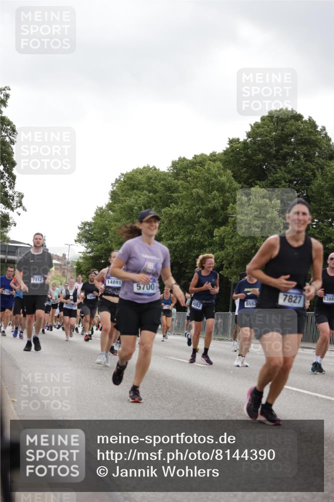 29.06.2025 - hella hamburg halbmarathon Jannik Wohlers http://msf.ph/oto/8144390 29.06.2025 10:46:25 Lombardsbrücke 1073, 1286, 1363, 1371, 1375, 1720, 1999, 2162, 2211, 2320, 2556, 2981, 3277, 3406, 3407, 3734, 3823, 4202, 4296, 4342, 5700, 5796, 5953, 6740, 7412, 7827, 8477, 8486, 8553, 8684, 9050, 9092, 9139, 9243, 9743, 10514, 10515, 10591, 12140, 12258, 13195, 13756, 13757, 13885, 14011, 14181, 14680, 14891, 16987, 17419, 17459, 18315, 18881, 18924, 18950 meine-sportfotos.de