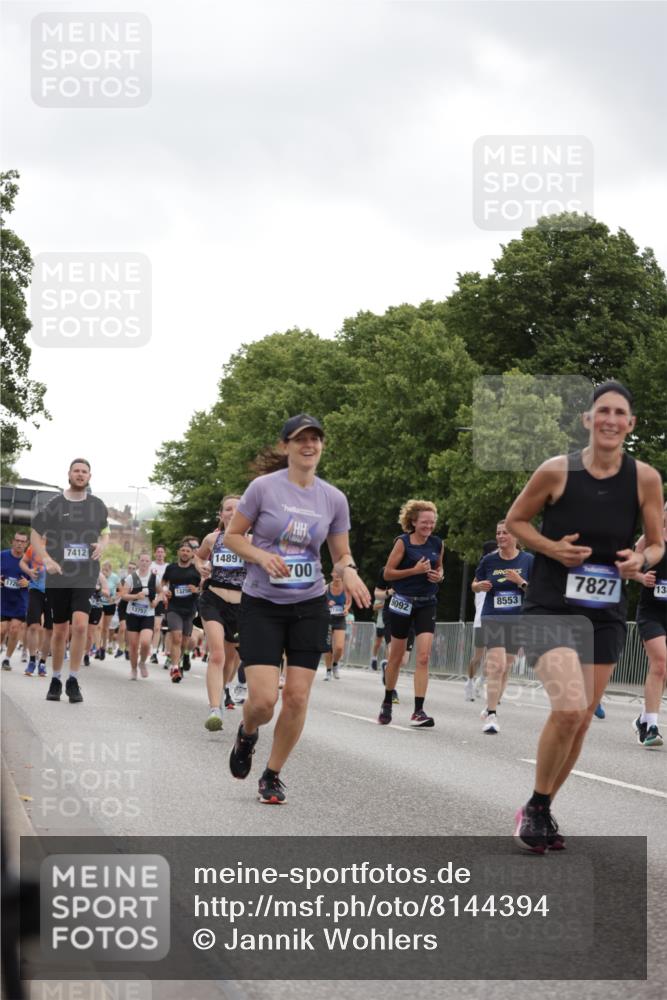 29.06.2025 - hella hamburg halbmarathon Jannik Wohlers http://msf.ph/oto/8144394 29.06.2025 10:46:25 Lombardsbrücke 1073, 1286, 1363, 1371, 1375, 1720, 1999, 2162, 2211, 2320, 2556, 2981, 3277, 3406, 3407, 3734, 3823, 4202, 4296, 4342, 5700, 5796, 5953, 6740, 7412, 7827, 8477, 8486, 8553, 8684, 9050, 9092, 9139, 9243, 9743, 10514, 10515, 10591, 12140, 12258, 13195, 13756, 13757, 13885, 14011, 14181, 14680, 14891, 16987, 17419, 17459, 18315, 18881, 18924, 18950 meine-sportfotos.de