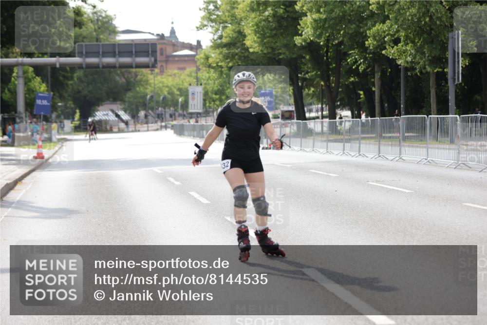 29.06.2025 - hella hamburg halbmarathon Jannik Wohlers http://msf.ph/oto/8144535 29.06.2025 09:07:41 Lombardsbrücke  meine-sportfotos.de