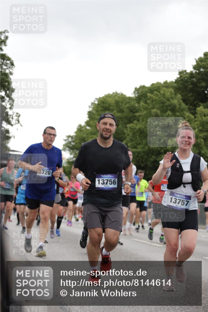 29.06.2025 - hella hamburg halbmarathon Jannik Wohlers http://msf.ph/oto/8144614 29.06.2025 10:46:32 Lombardsbrücke 1073, 1185, 1286, 1363, 1593, 1720, 1961, 1999, 2162, 2211, 2320, 2327, 2556, 2665, 2981, 3277, 3406, 3407, 3823, 4239, 4342, 5111, 5114, 5700, 5796, 5953, 6485, 6496, 6740, 7073, 7412, 7827, 8486, 8553, 8684, 8967, 9050, 9092, 9139, 9243, 9743, 9758, 9949, 10514, 10515, 10591, 11618, 12140, 12258, 12538, 12630, 13195, 13756, 13757, 13885, 14011, 14181, 14680, 14891, 15806, 16077, 16684, 17288, 17356, 18315, 18403, 18654, 18881, 18950 meine-sportfotos.de
