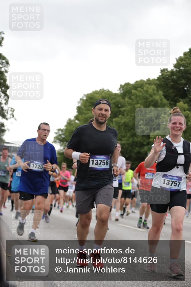 29.06.2025 - hella hamburg halbmarathon Jannik Wohlers http://msf.ph/oto/8144626 29.06.2025 10:46:32 Lombardsbrücke 1073, 1185, 1286, 1363, 1593, 1720, 1961, 1999, 2162, 2211, 2320, 2327, 2556, 2665, 2981, 3277, 3406, 3407, 3823, 4239, 4342, 5111, 5114, 5700, 5796, 5953, 6485, 6496, 6740, 7073, 7412, 7827, 8486, 8553, 8684, 8967, 9050, 9092, 9139, 9243, 9743, 9758, 9949, 10514, 10515, 10591, 11618, 12140, 12258, 12538, 12630, 13195, 13756, 13757, 13885, 14011, 14181, 14680, 14891, 15806, 16077, 16684, 17288, 17356, 18315, 18403, 18654, 18881, 18950 meine-sportfotos.de