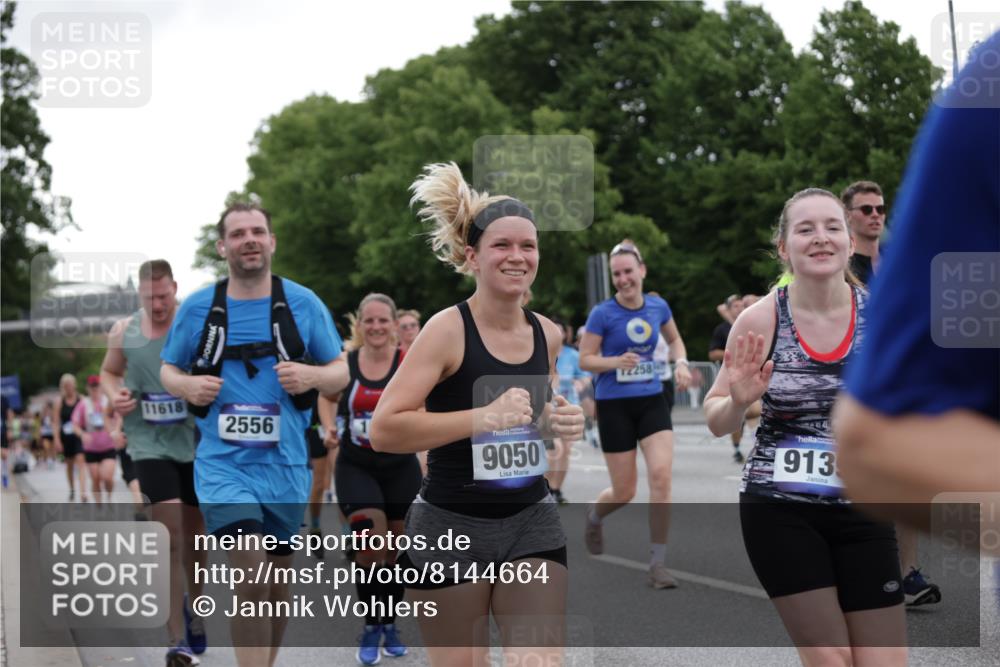 29.06.2025 - hella hamburg halbmarathon Jannik Wohlers http://msf.ph/oto/8144664 29.06.2025 10:46:36 Lombardsbrücke 1073, 1185, 1286, 1363, 1593, 1607, 1720, 1961, 2211, 2320, 2327, 2555, 2556, 2665, 2981, 3823, 4239, 4483, 5111, 5114, 5796, 5953, 6485, 6496, 6740, 7073, 7412, 8486, 8553, 8684, 8706, 8967, 9050, 9092, 9139, 9743, 9758, 9774, 9949, 10514, 10515, 11618, 11621, 12140, 12258, 12538, 12630, 13195, 13756, 13757, 13885, 14181, 14370, 14680, 14891, 15806, 15865, 16077, 16684, 16836, 17288, 17356, 18147, 18315, 18403, 18654, 18674, 18950 meine-sportfotos.de