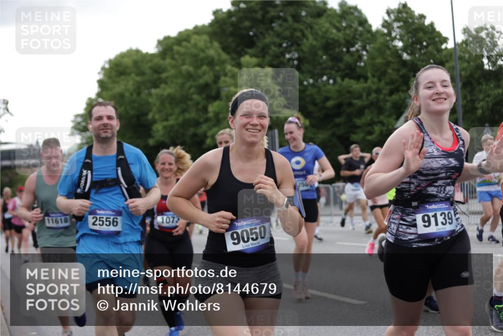 29.06.2025 - hella hamburg halbmarathon Jannik Wohlers http://msf.ph/oto/8144679 29.06.2025 10:46:36 Lombardsbrücke 1073, 1185, 1286, 1363, 1593, 1607, 1720, 1961, 2211, 2320, 2327, 2555, 2556, 2665, 2981, 3823, 4239, 4483, 5111, 5114, 5796, 5953, 6485, 6496, 6740, 7073, 7412, 8486, 8553, 8684, 8706, 8967, 9050, 9092, 9139, 9743, 9758, 9774, 9949, 10514, 10515, 11618, 11621, 12140, 12258, 12538, 12630, 13195, 13756, 13757, 13885, 14181, 14370, 14680, 14891, 15806, 15865, 16077, 16684, 16836, 17288, 17356, 18147, 18315, 18403, 18654, 18674, 18950 meine-sportfotos.de