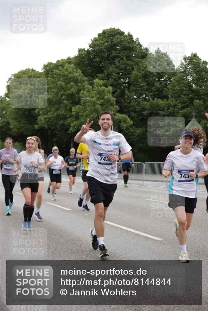 29.06.2025 - hella hamburg halbmarathon Jannik Wohlers http://msf.ph/oto/8144844 29.06.2025 10:46:46 Lombardsbrücke 1185, 1463, 1593, 1607, 1704, 1961, 2327, 2537, 2555, 2556, 2665, 4184, 4239, 4483, 4806, 5111, 5114, 5796, 6485, 6496, 6879, 7073, 7430, 7431, 7631, 8105, 8131, 8684, 8706, 8967, 9273, 9557, 9758, 9774, 9949, 10903, 11378, 11618, 11621, 12258, 12538, 12630, 12989, 13172, 13430, 13431, 13819, 14370, 14441, 15806, 15865, 16077, 16684, 16836, 17015, 17288, 17356, 18147, 18258, 18403, 18654, 18674, 18753 meine-sportfotos.de