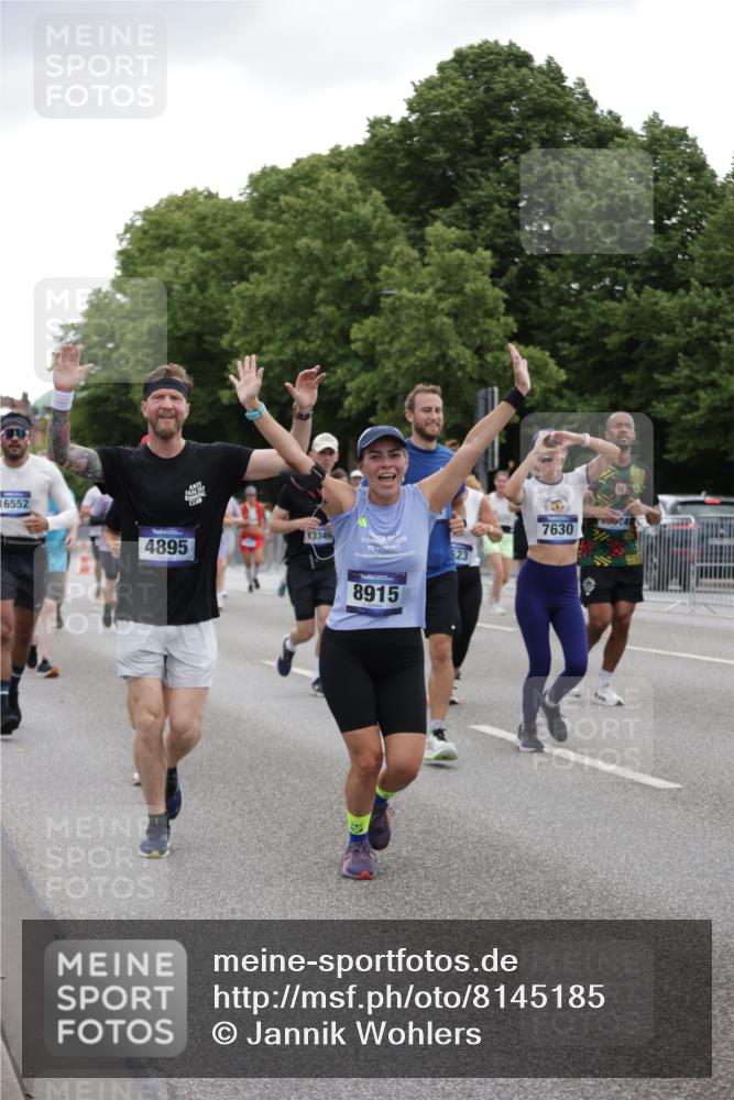 29.06.2025 - hella hamburg halbmarathon Jannik Wohlers http://msf.ph/oto/8145185 29.06.2025 10:46:57 Lombardsbrücke 1463, 1523, 1704, 2148, 2407, 2537, 2994, 3339, 4184, 4325, 4483, 4806, 4895, 4974, 4975, 5895, 6255, 6256, 6879, 6995, 7403, 7430, 7431, 7630, 7631, 8105, 8131, 8270, 8915, 8953, 9018, 9273, 9557, 9774, 9969, 9972, 10075, 10206, 10903, 11276, 11378, 11738, 12989, 13172, 13349, 13430, 13431, 13737, 13806, 13819, 13830, 13898, 13909, 14441, 14516, 14517, 15413, 16337, 16552, 17015, 17122, 17514, 18258, 18415, 18753, 18781, 18852, 18858 meine-sportfotos.de