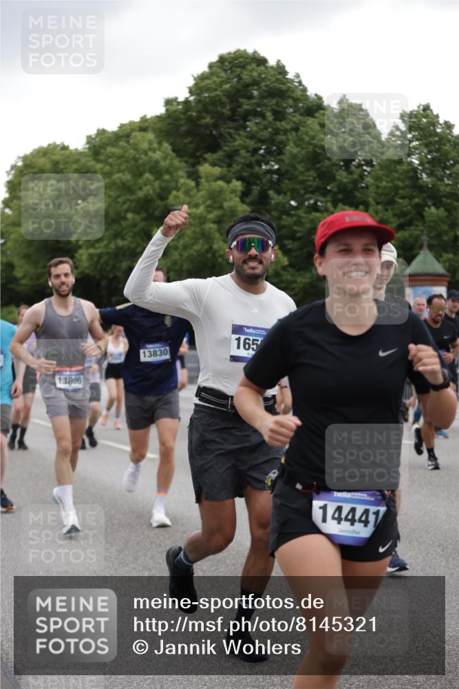 29.06.2025 - hella hamburg halbmarathon Jannik Wohlers http://msf.ph/oto/8145321 29.06.2025 10:47:00 Lombardsbrücke 1434, 1463, 1523, 1704, 2148, 2407, 2994, 3339, 4037, 4184, 4325, 4806, 4895, 4974, 4975, 5621, 5622, 5895, 6255, 6256, 6879, 6995, 7403, 7630, 7631, 8105, 8131, 8270, 8915, 8953, 9018, 9273, 9969, 9972, 10075, 10206, 10903, 11276, 11378, 11458, 11730, 11738, 13349, 13430, 13431, 13737, 13806, 13819, 13830, 13898, 13909, 14197, 14441, 14516, 14517, 15413, 16337, 16552, 17122, 17514, 18258, 18415, 18753, 18781, 18852, 18858 meine-sportfotos.de