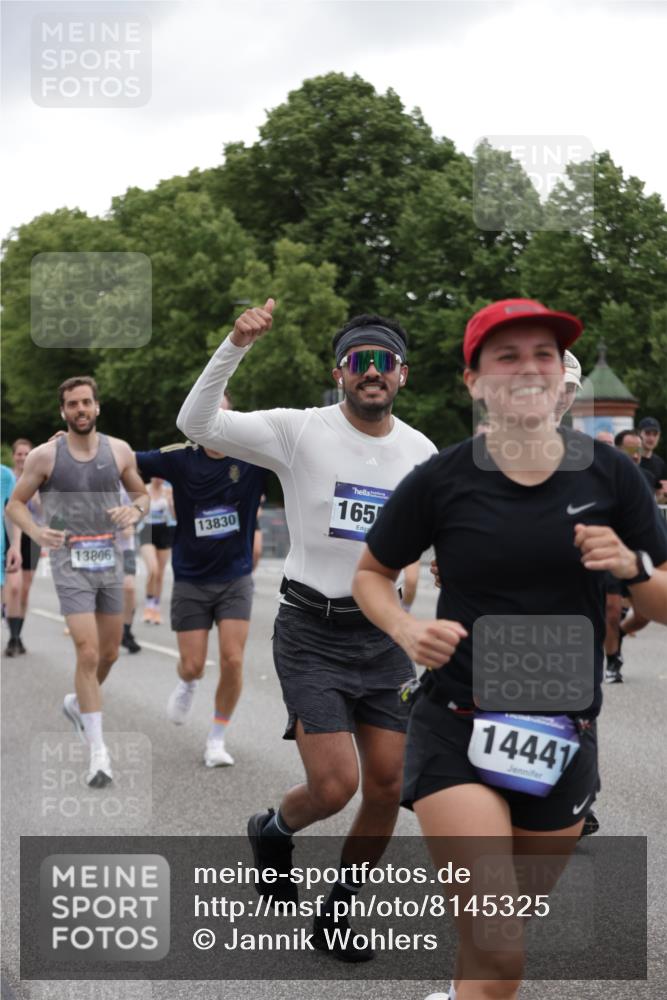 29.06.2025 - hella hamburg halbmarathon Jannik Wohlers http://msf.ph/oto/8145325 29.06.2025 10:47:00 Lombardsbrücke 1434, 1463, 1523, 1704, 2148, 2407, 2994, 3339, 4037, 4184, 4325, 4806, 4895, 4974, 4975, 5621, 5622, 5895, 6255, 6256, 6879, 6995, 7403, 7630, 7631, 8105, 8131, 8270, 8915, 8953, 9018, 9273, 9969, 9972, 10075, 10206, 10903, 11276, 11378, 11458, 11730, 11738, 13349, 13430, 13431, 13737, 13806, 13819, 13830, 13898, 13909, 14197, 14441, 14516, 14517, 15413, 16337, 16552, 17122, 17514, 18258, 18415, 18753, 18781, 18852, 18858 meine-sportfotos.de