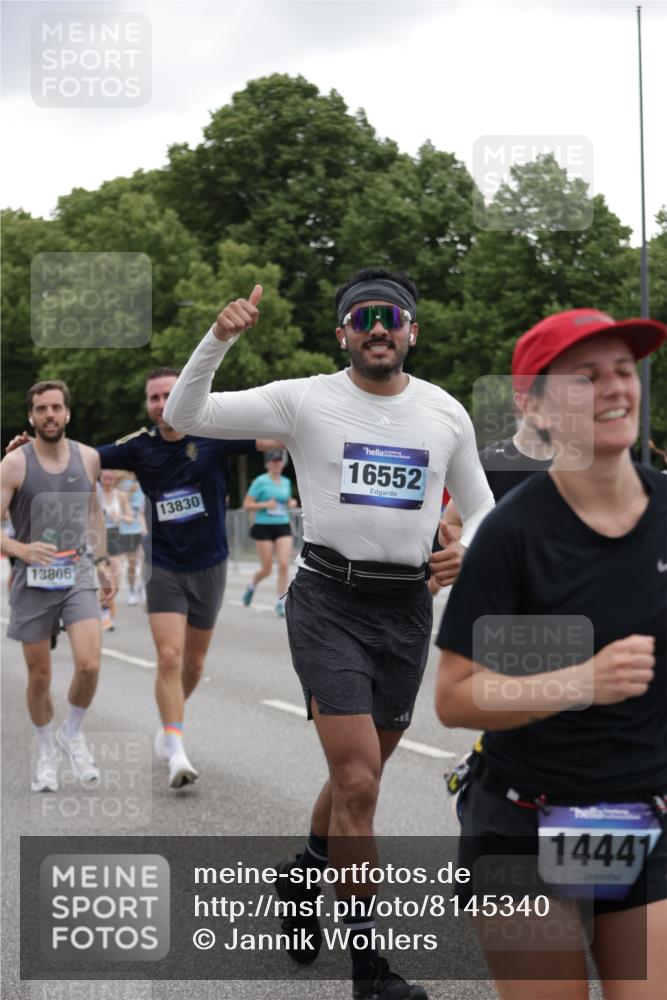 29.06.2025 - hella hamburg halbmarathon Jannik Wohlers http://msf.ph/oto/8145340 29.06.2025 10:47:00 Lombardsbrücke 1434, 1463, 1523, 1704, 2148, 2407, 2994, 3339, 4037, 4184, 4325, 4806, 4895, 4974, 4975, 5621, 5622, 5895, 6255, 6256, 6879, 6995, 7403, 7630, 7631, 8105, 8131, 8270, 8915, 8953, 9018, 9273, 9969, 9972, 10075, 10206, 10903, 11276, 11378, 11458, 11730, 11738, 13349, 13430, 13431, 13737, 13806, 13819, 13830, 13898, 13909, 14197, 14441, 14516, 14517, 15413, 16337, 16552, 17122, 17514, 18258, 18415, 18753, 18781, 18852, 18858 meine-sportfotos.de