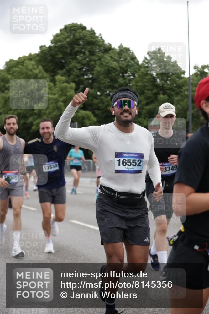 29.06.2025 - hella hamburg halbmarathon Jannik Wohlers http://msf.ph/oto/8145356 29.06.2025 10:47:00 Lombardsbrücke 1434, 1463, 1523, 1704, 2148, 2407, 2994, 3339, 4037, 4184, 4325, 4806, 4895, 4974, 4975, 5621, 5622, 5895, 6255, 6256, 6879, 6995, 7403, 7630, 7631, 8105, 8131, 8270, 8915, 8953, 9018, 9273, 9969, 9972, 10075, 10206, 10903, 11276, 11378, 11458, 11730, 11738, 13349, 13430, 13431, 13737, 13806, 13819, 13830, 13898, 13909, 14197, 14441, 14516, 14517, 15413, 16337, 16552, 17122, 17514, 18258, 18415, 18753, 18781, 18852, 18858 meine-sportfotos.de